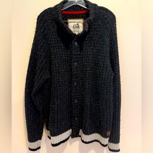 Used ROOTS Cabin Sweater Button Up XXL
